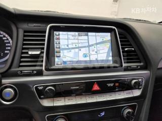 2018 HYUNDAI LF SONATA 2.0 SMART BASIC - 11
