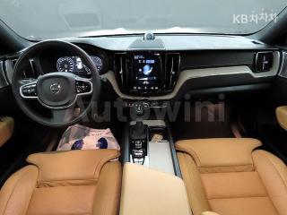 2019 VOLVO XC60 D5 2.4 INSCRIPTION - 9