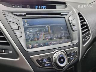2016 HYUNDAI  AVANTE ELANTRA 1.6 GDI MORDERN BASIC - 10