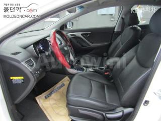 2015 HYUNDAI  AVANTE ELANTRA 1.6 GDI MORDERN BASIC - 9