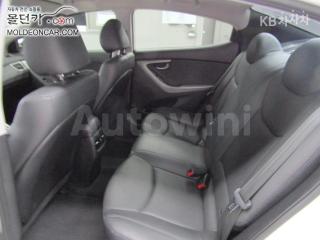 2015 HYUNDAI  AVANTE ELANTRA 1.6 GDI MORDERN BASIC - 10