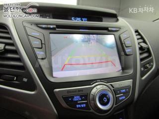 2015 HYUNDAI  AVANTE ELANTRA 1.6 GDI MORDERN BASIC - 12