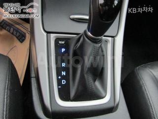 2015 HYUNDAI  AVANTE ELANTRA 1.6 GDI MORDERN BASIC - 13