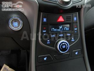 2015 HYUNDAI  AVANTE ELANTRA 1.6 GDI MORDERN BASIC - 14