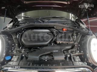 WMWXK5101KTN60581 2019 MINI COOPER CLUBMAN 2.0 COOPER D BASIC-5