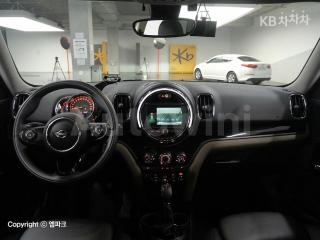 WMWYU9105K3H01614 2019 MINI COOPER COUNTRYMAN D 2.0-5