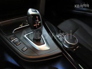 2018 BMW 3 SERIES 320D F30(12~) - 12
