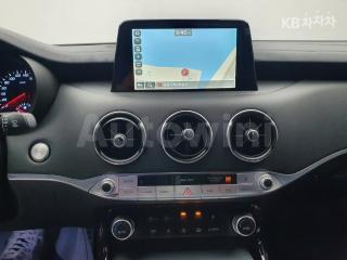2020 KIA STINGER 2.2 DIESEL 2WD PLATINUM - 16
