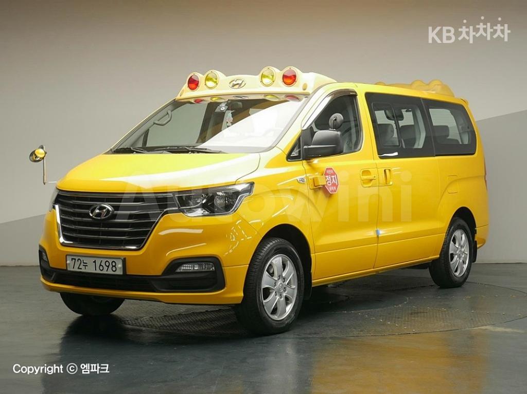 KMJWA37KDKU992459 2019 HYUNDAI  GRAND STAREX CHILD PROTECTIVE VEHICLE 12 SEATS 4WD-0