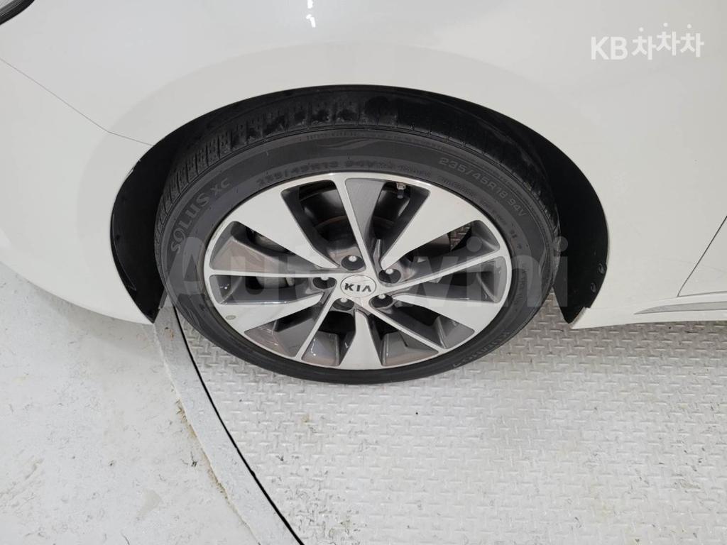 2018 KIA K5 2ND GEN OPTIMA 2.0 GASOLINE MX SIGNATURE - 8