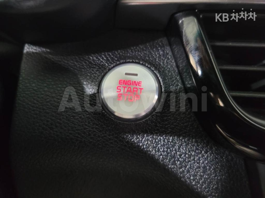 2018 KIA K5 2ND GEN OPTIMA 2.0 GASOLINE MX SIGNATURE - 23