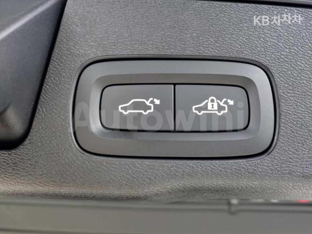 2019 VOLVO XC60 T6 INSCRIPTION - 9