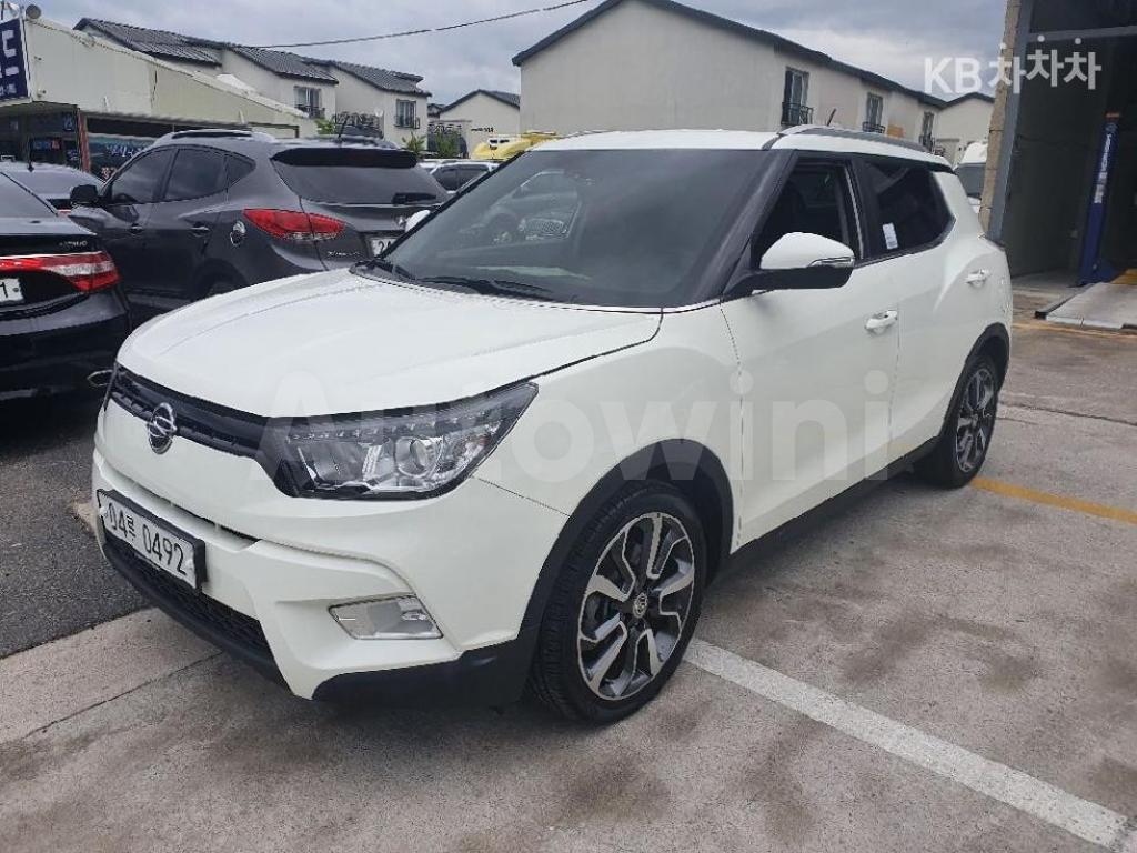 KPBXH3AR1GP033919 2016 SSANGYONG TIVOLI GASOLINE LX LUXURY-0
