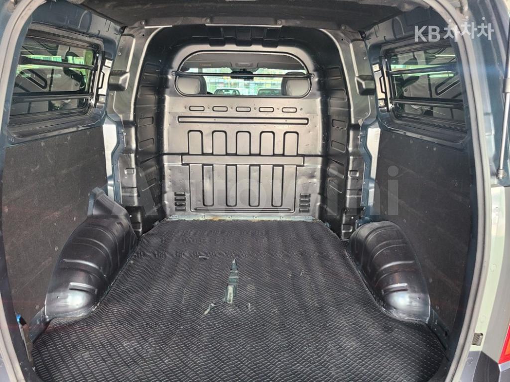 2015 HYUNDAI GRAND STAREX H-1 5 SEATS VAN CVX PREMIUM - 10