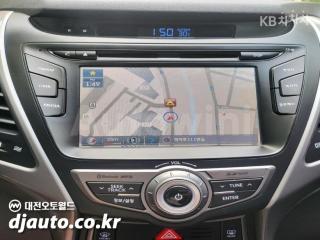 2015 HYUNDAI  AVANTE ELANTRA 1.6 GDI SMART BASIC - 9