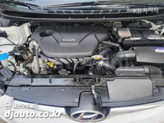 2015 HYUNDAI  AVANTE ELANTRA 1.6 GDI SMART BASIC - 19