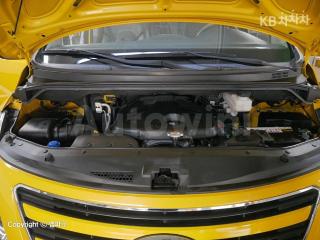 KMJWA37KBHU913884 2017 HYUNDAI GRAND STAREX H-1 CHILD PROTECTIVE VEHICLE DELUXE-4