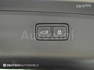 2021 GENESIS GV70 GASOLINE 2.5T AWD - 10