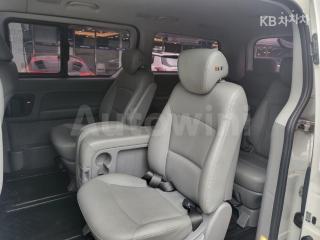 2017 HYUNDAI GRAND STAREX H-1 12 SEATS WAGON CVX SMART - 8