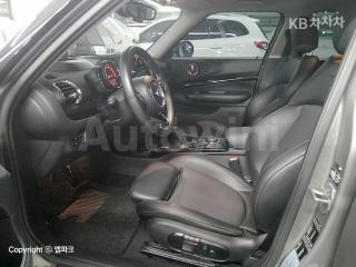 2016 MINI COOPER CLUBMAN 1.5 COOPER HIGH TRIM - 10