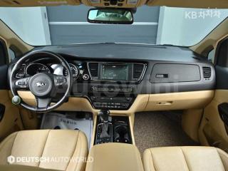 2015 KIA  CARNIVAL SEDONA 9 SEATS 2.2 DIESEL NOBLESSE - 7