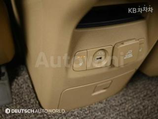 2015 KIA  CARNIVAL SEDONA 9 SEATS 2.2 DIESEL NOBLESSE - 16