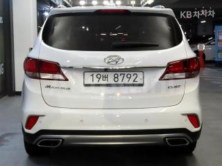 KMHSN81XBHU196261 2017 HYUNDAI  MAXCRUZ DIESEL(E-VGT)R2.2 2WD EXCLUSIVE 6 SEATS-4