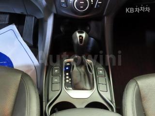 2017 HYUNDAI  MAXCRUZ DIESEL(E-VGT)R2.2 2WD EXCLUSIVE 6 SEATS - 12