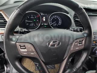 KMHSR81XBHU202770 2017 HYUNDAI  MAXCRUZ DIESEL(E-VGT)R2.2 2WD PRESTIGE 7 SEATS-3