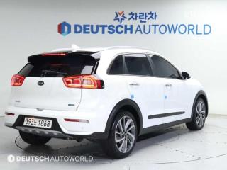 KNACB81CGJA205298 2018 KIA NIRO 1.6 PRESTIGE-1