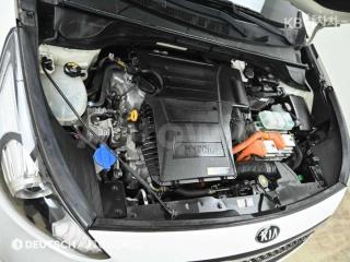 KNACB81CGJA205298 2018 KIA NIRO 1.6 PRESTIGE-5