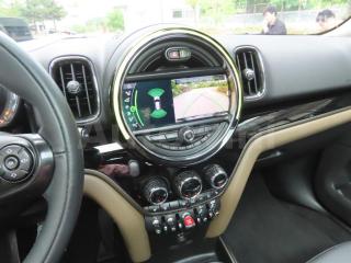 2019 MINI COOPER COUNTRYMAN D ALL4 2.0 HIGH TRIM - 14