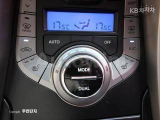 2014 HYUNDAI AVANTE MD ELANTRA M16 GDI SMART - 11