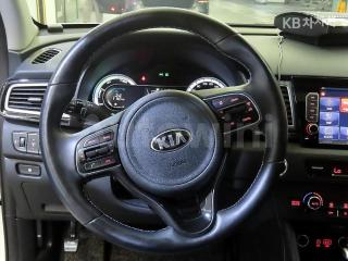 2018 KIA NIRO 1.6 PRESTIGE - 8