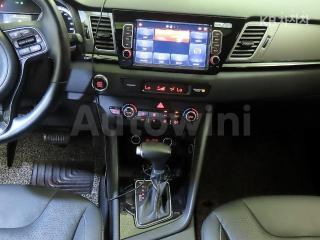 2018 KIA NIRO 1.6 PRESTIGE - 11