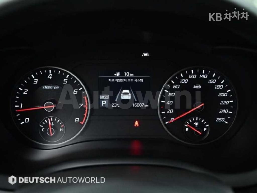 2020 KIA STINGER 2.0 TURBO 2WD PLATINUM - 8