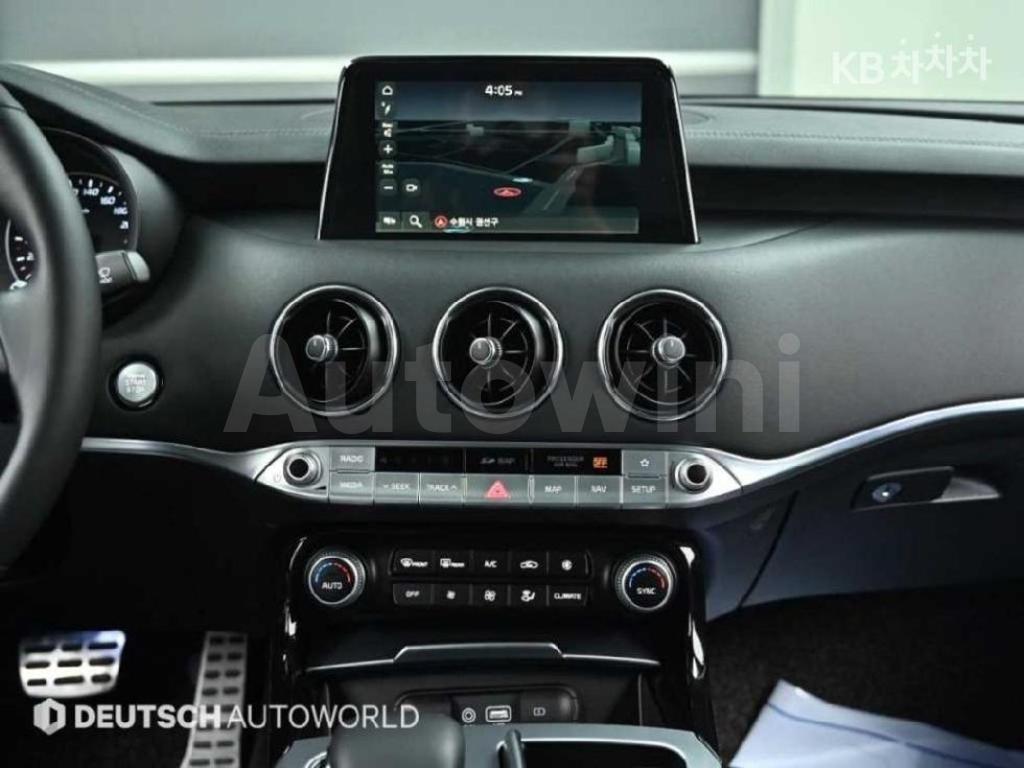 2020 KIA STINGER 2.0 TURBO 2WD PLATINUM - 13