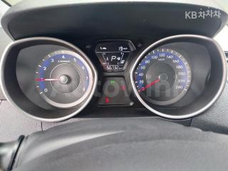 2015 HYUNDAI  AVANTE ELANTRA 1.6 GDI SMART BASIC - 7