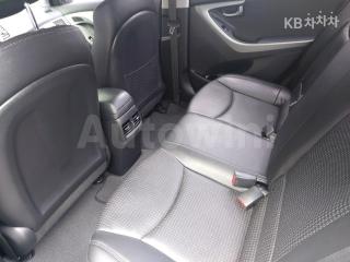 2015 HYUNDAI  AVANTE ELANTRA 1.6 GDI SMART BASIC - 15