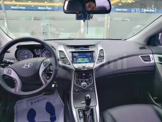 2015 HYUNDAI  AVANTE ELANTRA 1.6 GDI SMART BASIC - 16