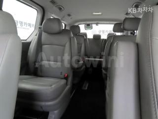 KMHWG81KBKU005542 2019 HYUNDAI  GRAND STAREX URBAN 9 SEATS PREMIUM-5