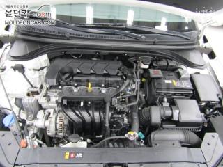 KMHD741EELU932333 2020 HYUNDAI  AVANTE ELANTRA 1.6 GDI SMART BASIC-5