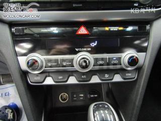 2020 HYUNDAI  AVANTE ELANTRA 1.6 GDI SMART BASIC - 10