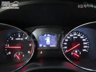 2019 KIA  CARNIVAL 9 SEATS 2.2 DIESEL LUXURY - 7