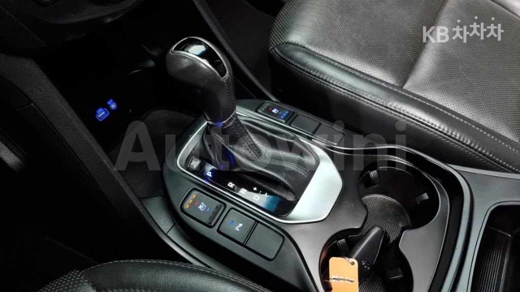 2016 HYUNDAI  MAXCRUZ DIESEL(E-VGT)R2.2 2WD EXCLUSIVE 7 SEATS - 9