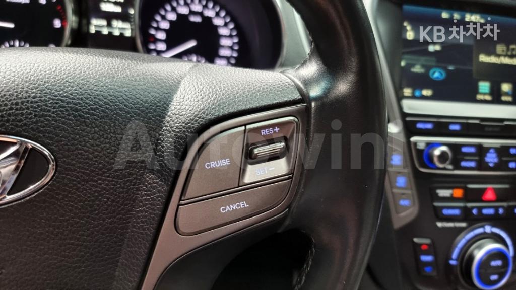 2016 HYUNDAI  MAXCRUZ DIESEL(E-VGT)R2.2 2WD EXCLUSIVE 7 SEATS - 19