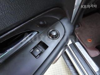 2015 SSANGYONG REXTON W 4WD ADVENTURE 60TH EDITION - 18