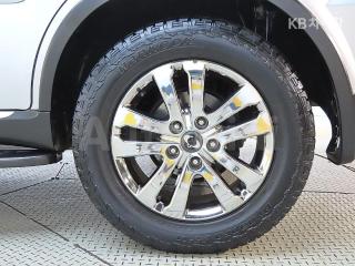 2015 SSANGYONG REXTON W 4WD ADVENTURE 60TH EDITION - 20