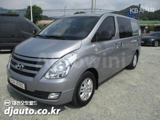 KMFWBX7KBHU839938 2017 HYUNDAI GRAND STAREX H-1 5 SEATS VAN CVX SMART-0