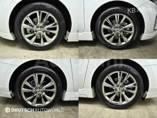 KNAMC81ABKS480642 2019 KIA  CARNIVAL HIGH-ROOF-LIMOUSINE 2.2 DIESEL 9 SEATS PRESTIGE-4